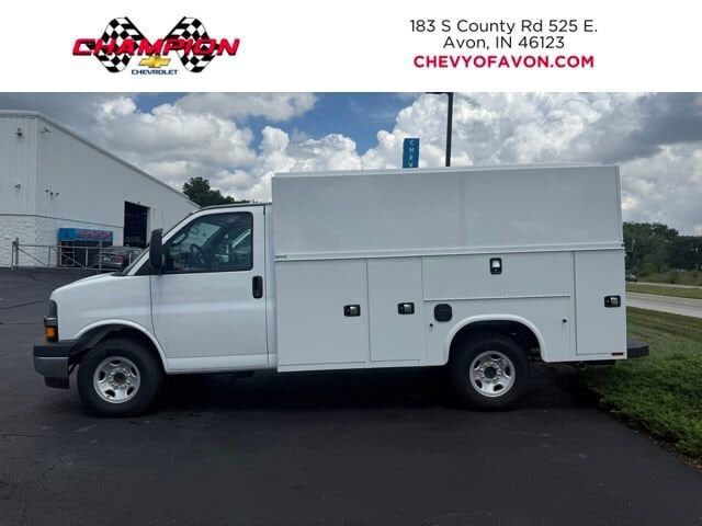 2025 CHEVROLET Express
