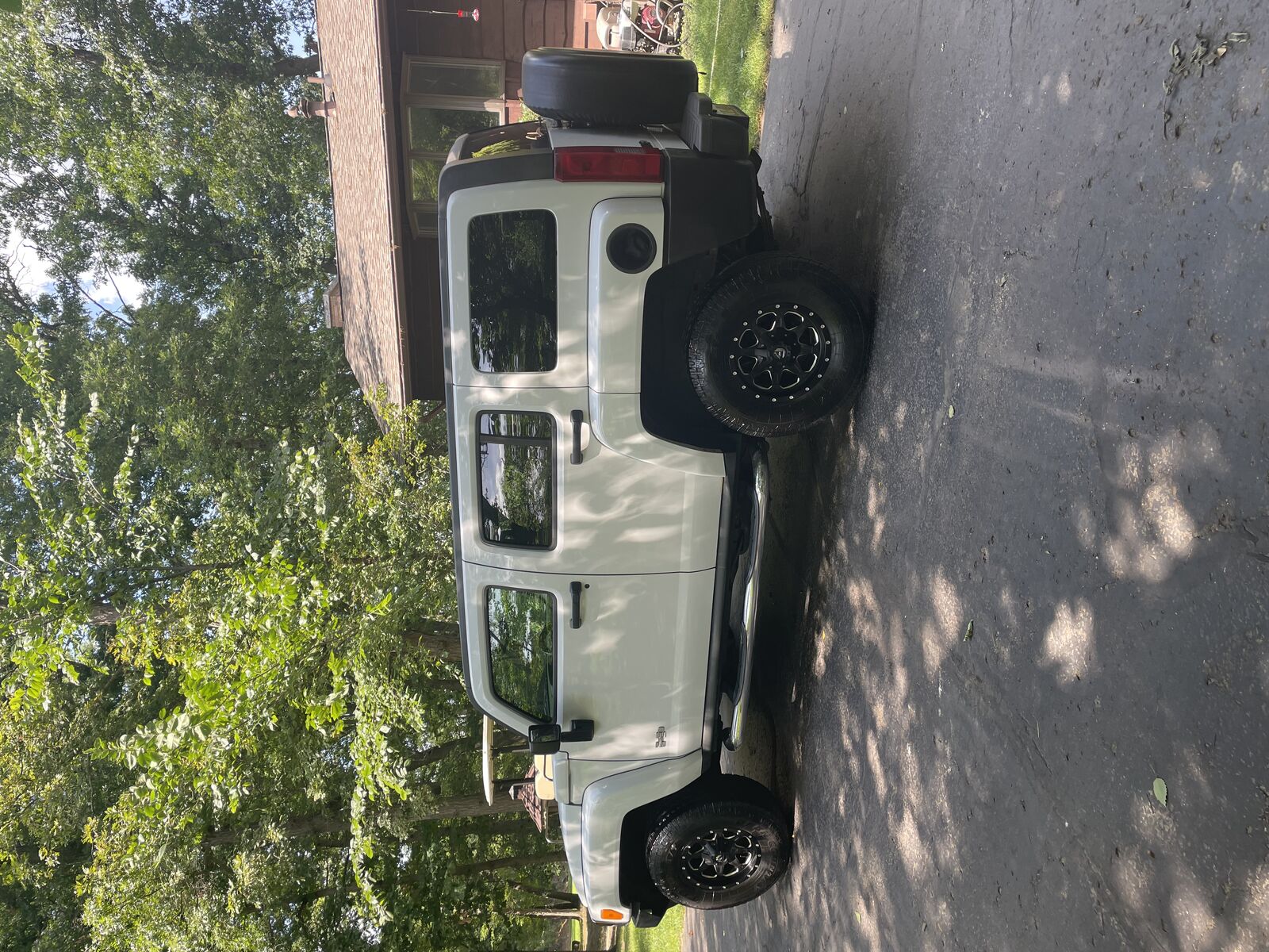 HUMMER H3
