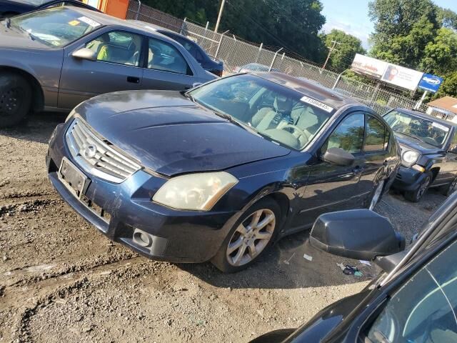 Nissan Maxima