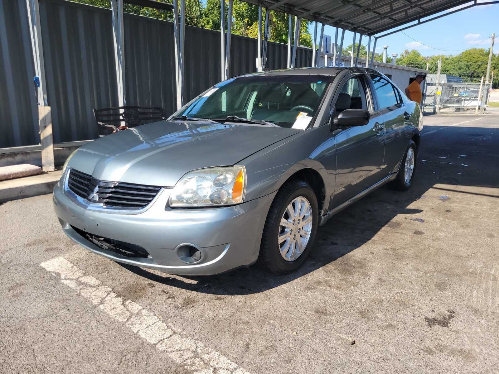 Mitsubishi Galant