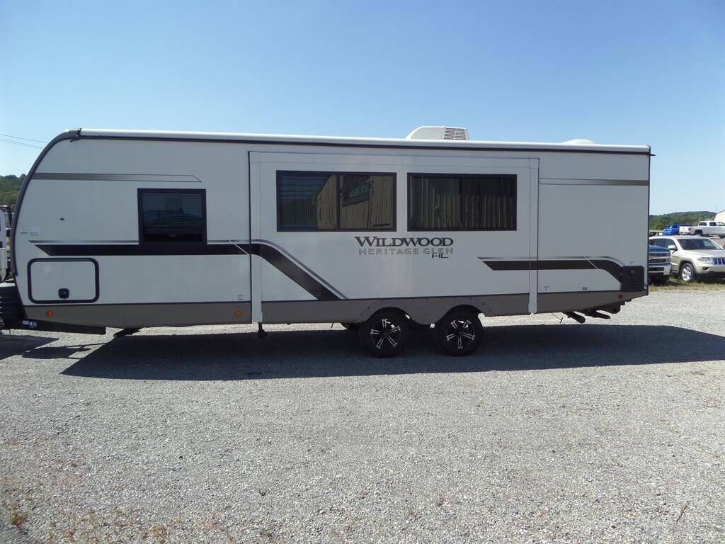 2024 FOREST RIVER Wildwood Laminated Towables