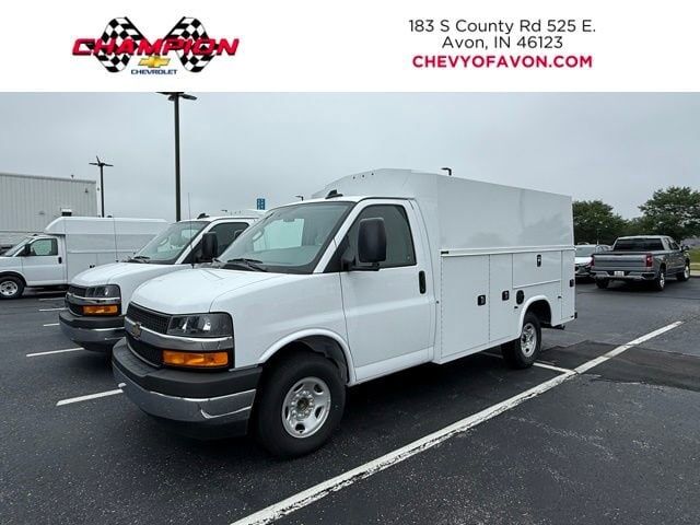 2025 CHEVROLET Express