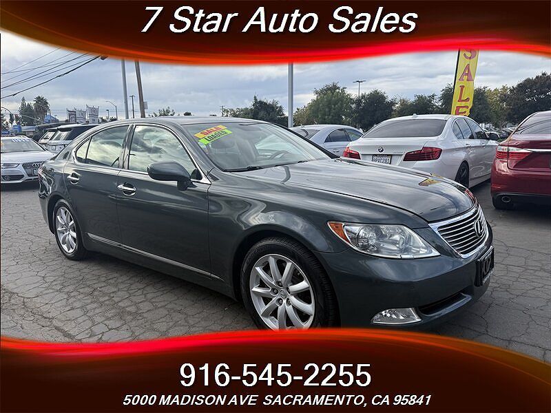 Lexus LS
