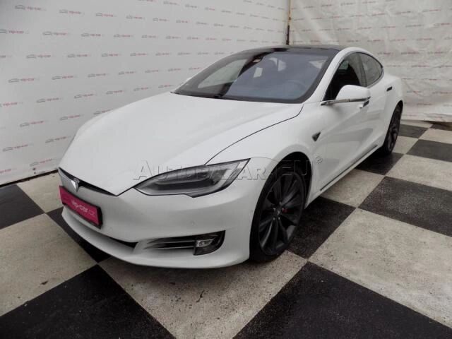 2016 TESLA Model S