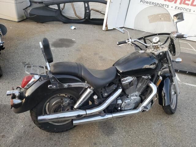 Honda VT1100C2 (SHADOW SABRE)