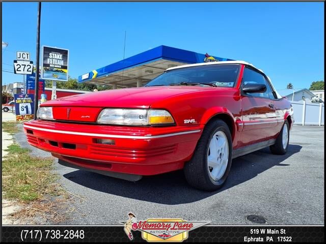 Pontiac Sunbird