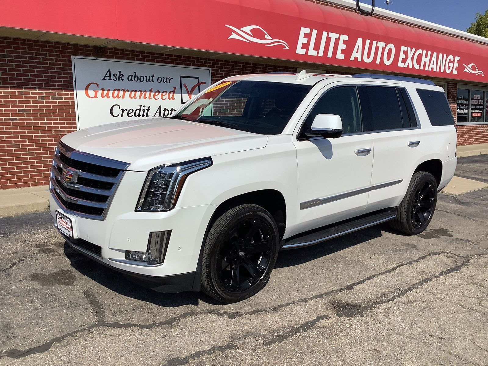 2019 CADILLAC Escalade