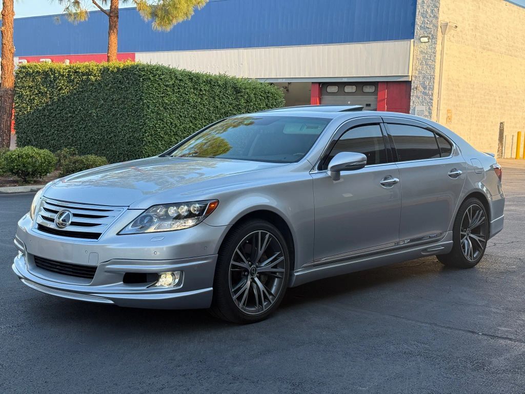 Lexus LS