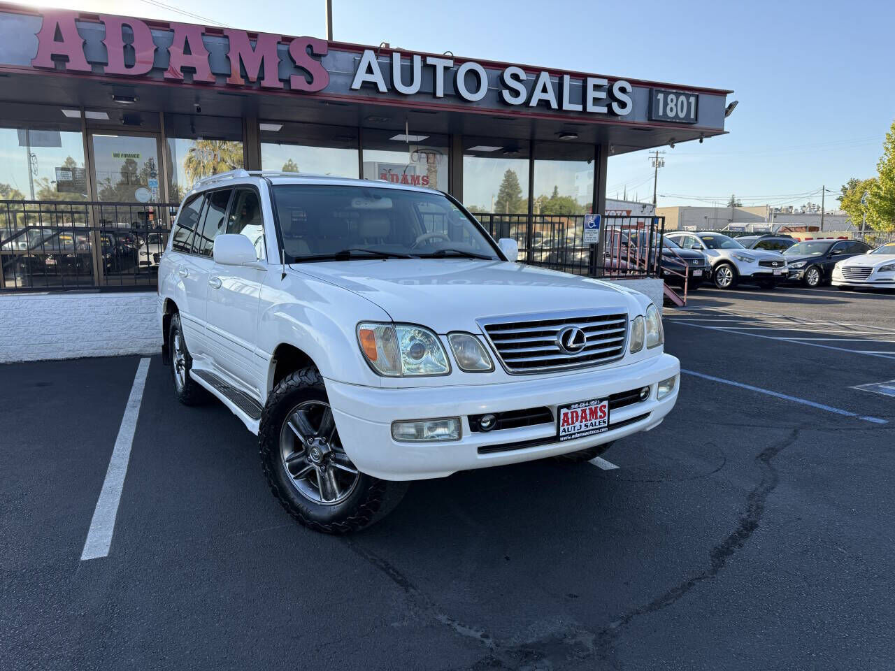 Lexus LX