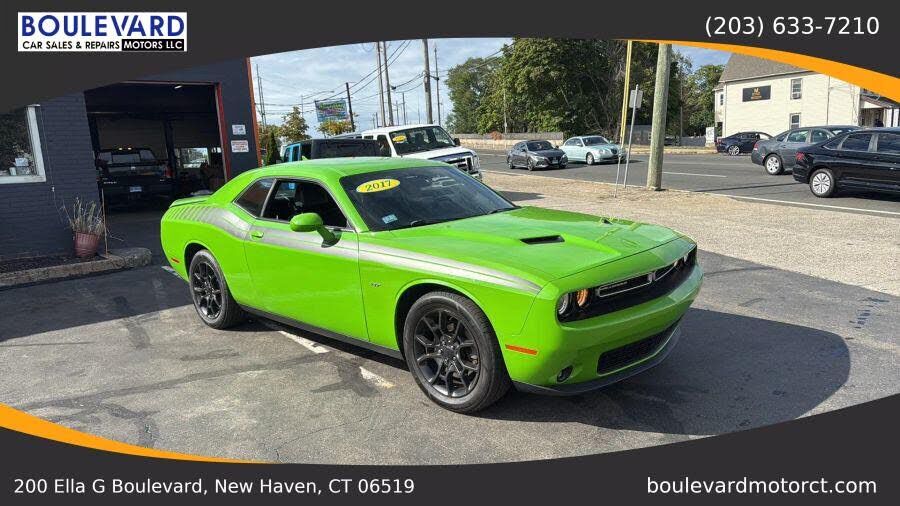 2017 DODGE Challenger