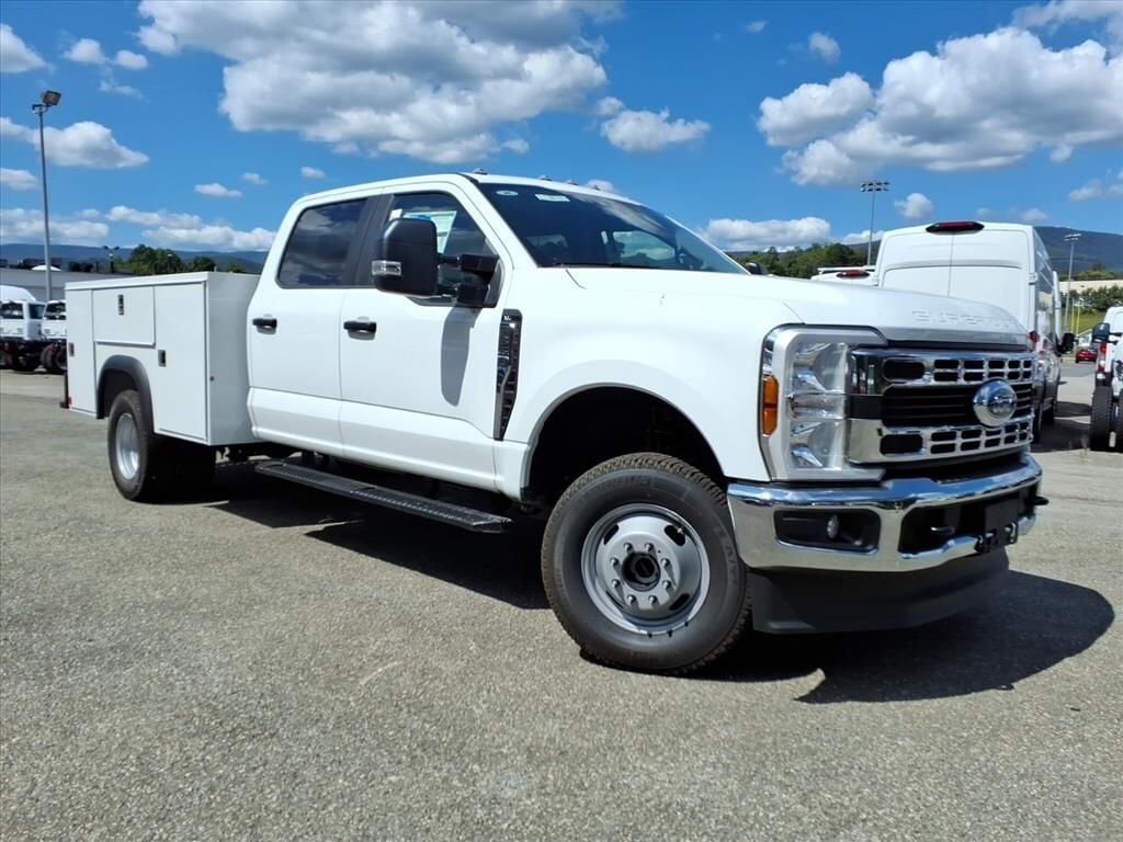 2025 FORD F-350
