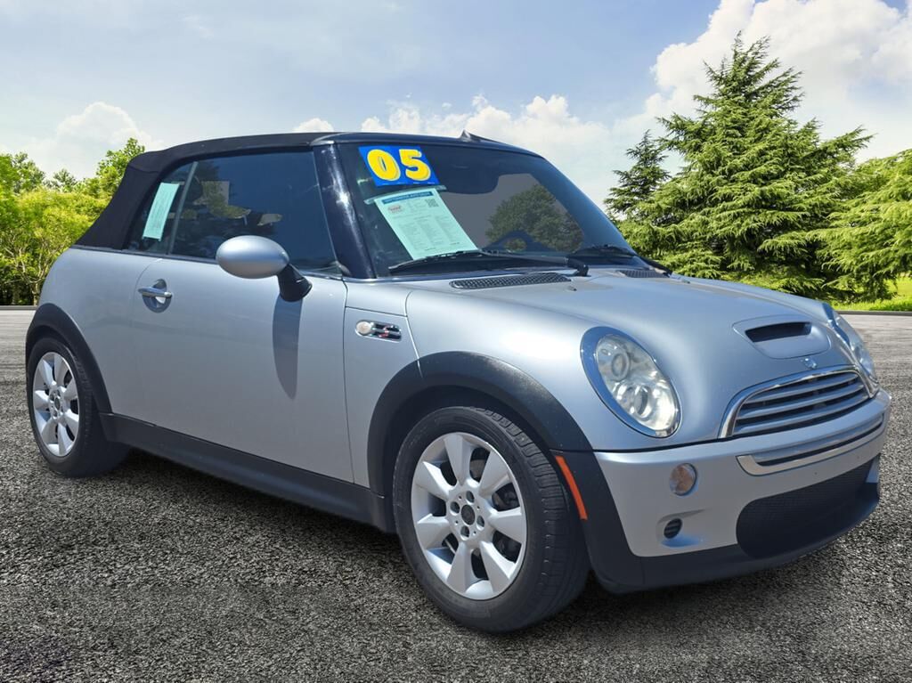 MINI Cooper Convertible