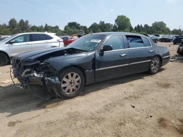 Lincoln Town Car