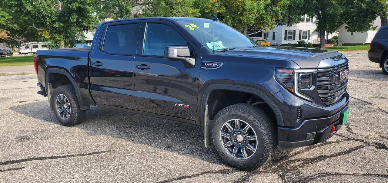 2024 GMC Sierra