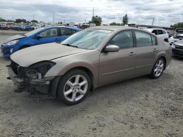 Nissan Maxima
