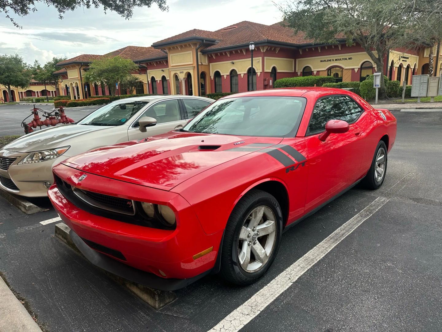 Dodge Challenger