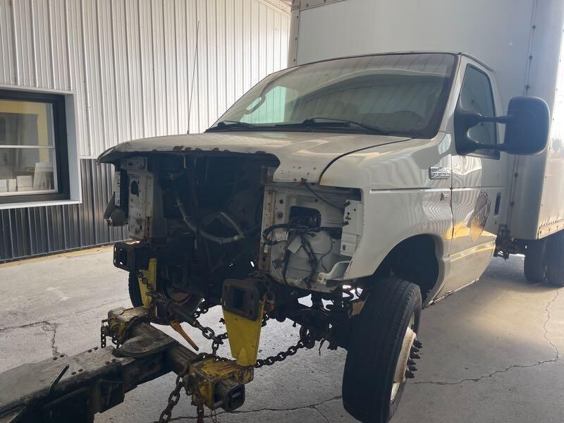 Ford E-350