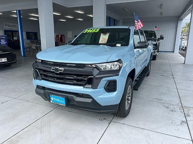 2025 CHEVROLET Colorado