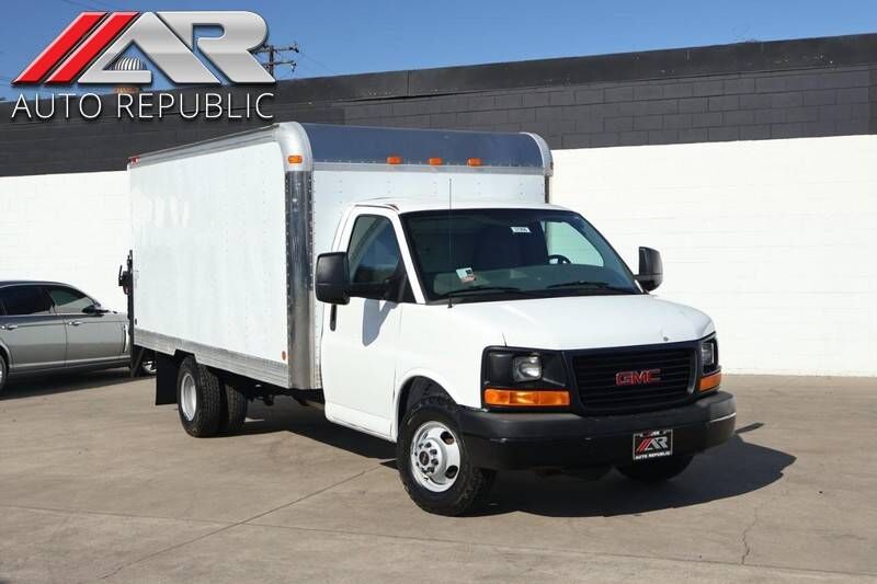GMC Savana