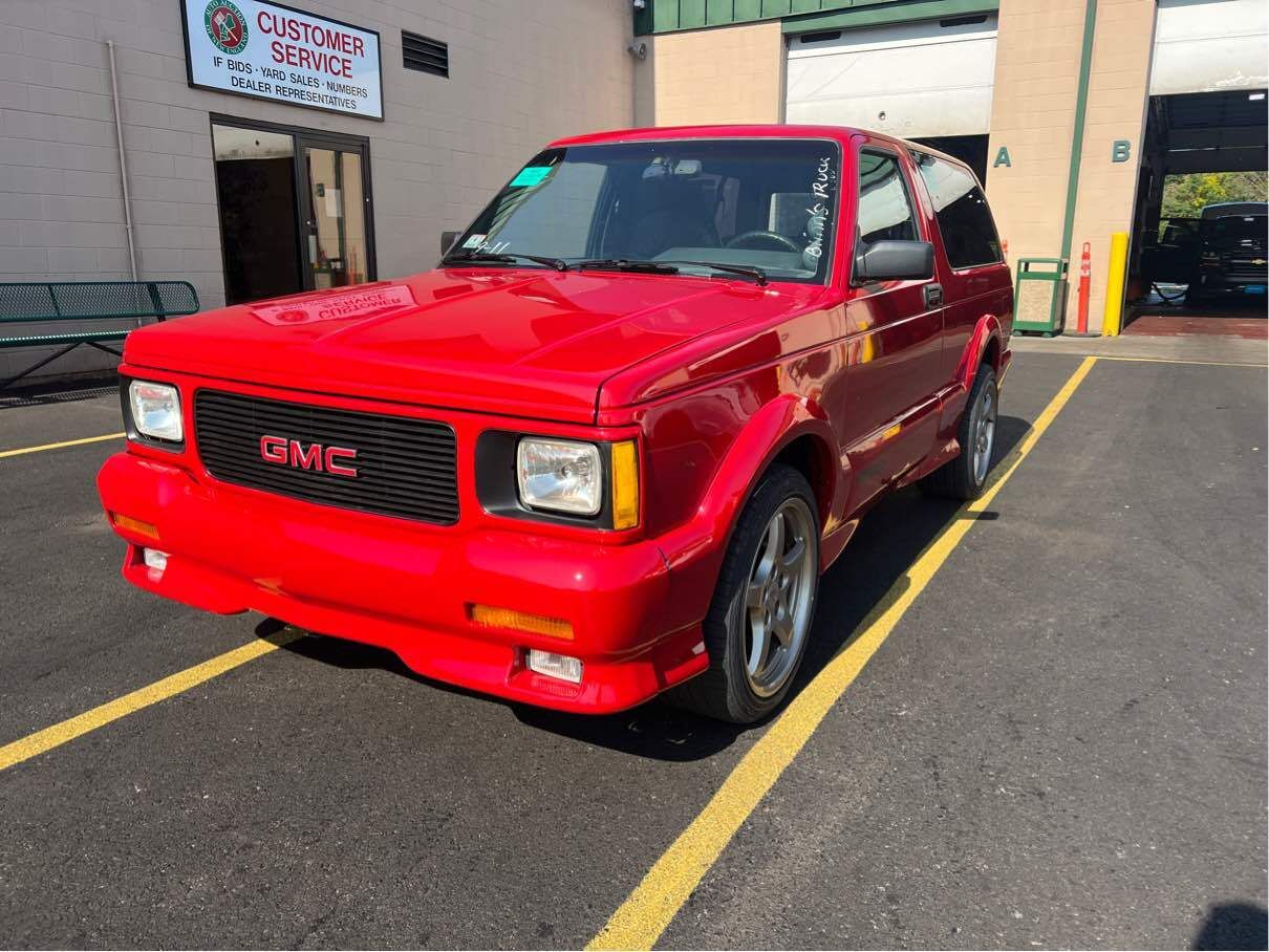 GMC Typhoon