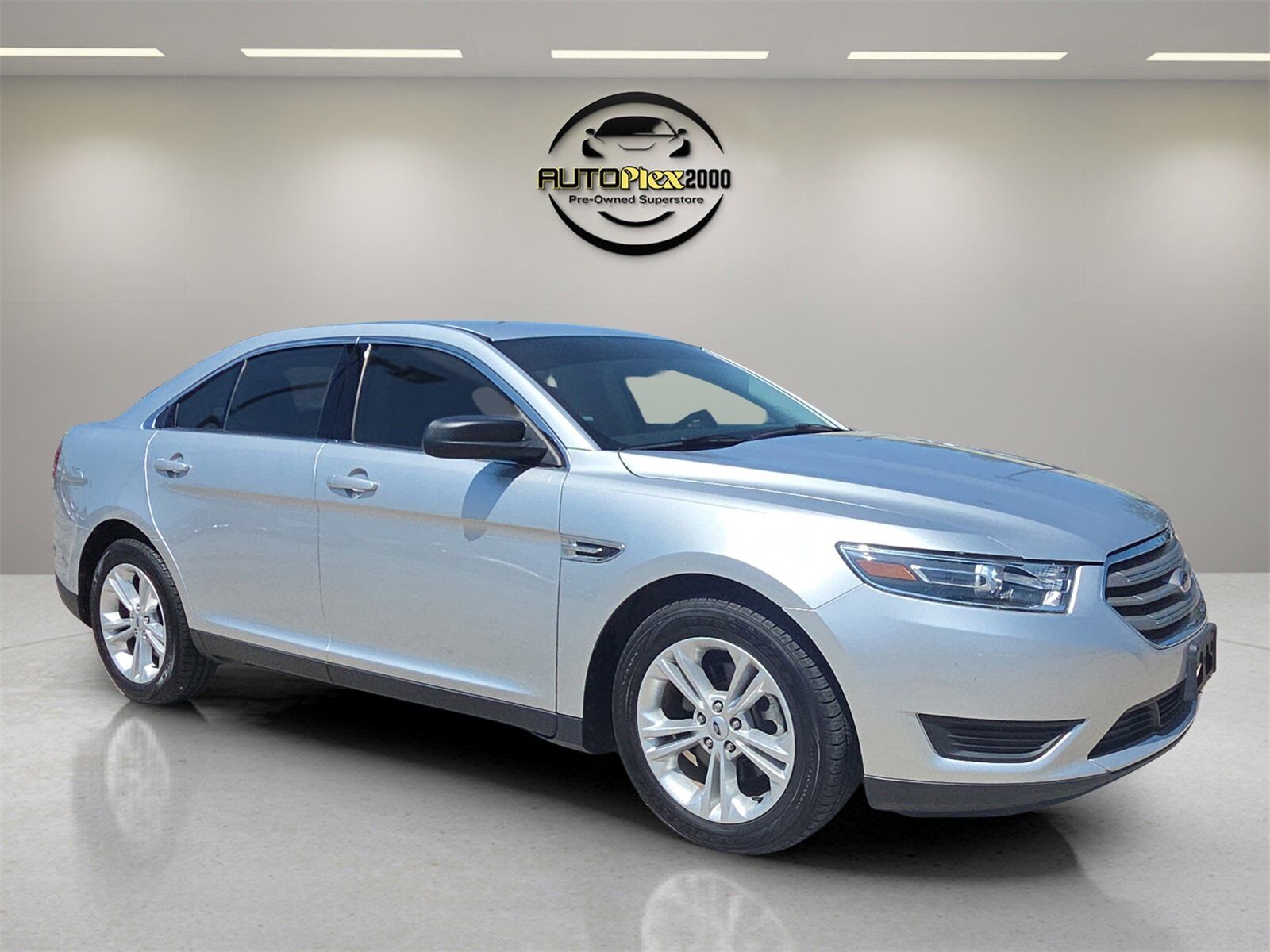 2018 FORD Taurus