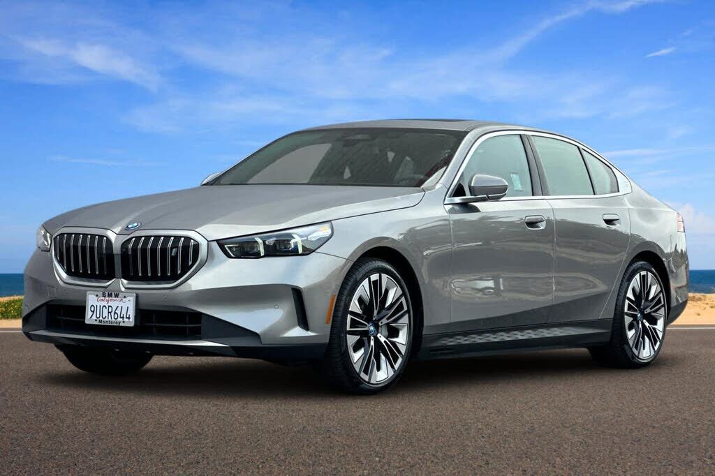 2024 BMW i5