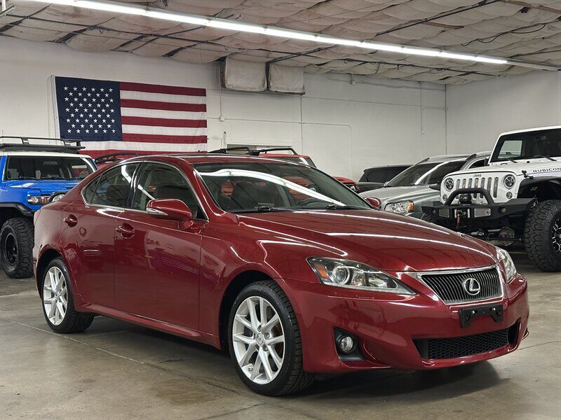 Lexus IS