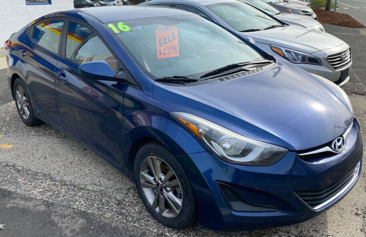 2016 HYUNDAI Elantra