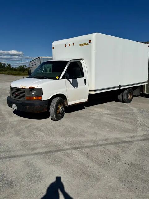GMC Savana