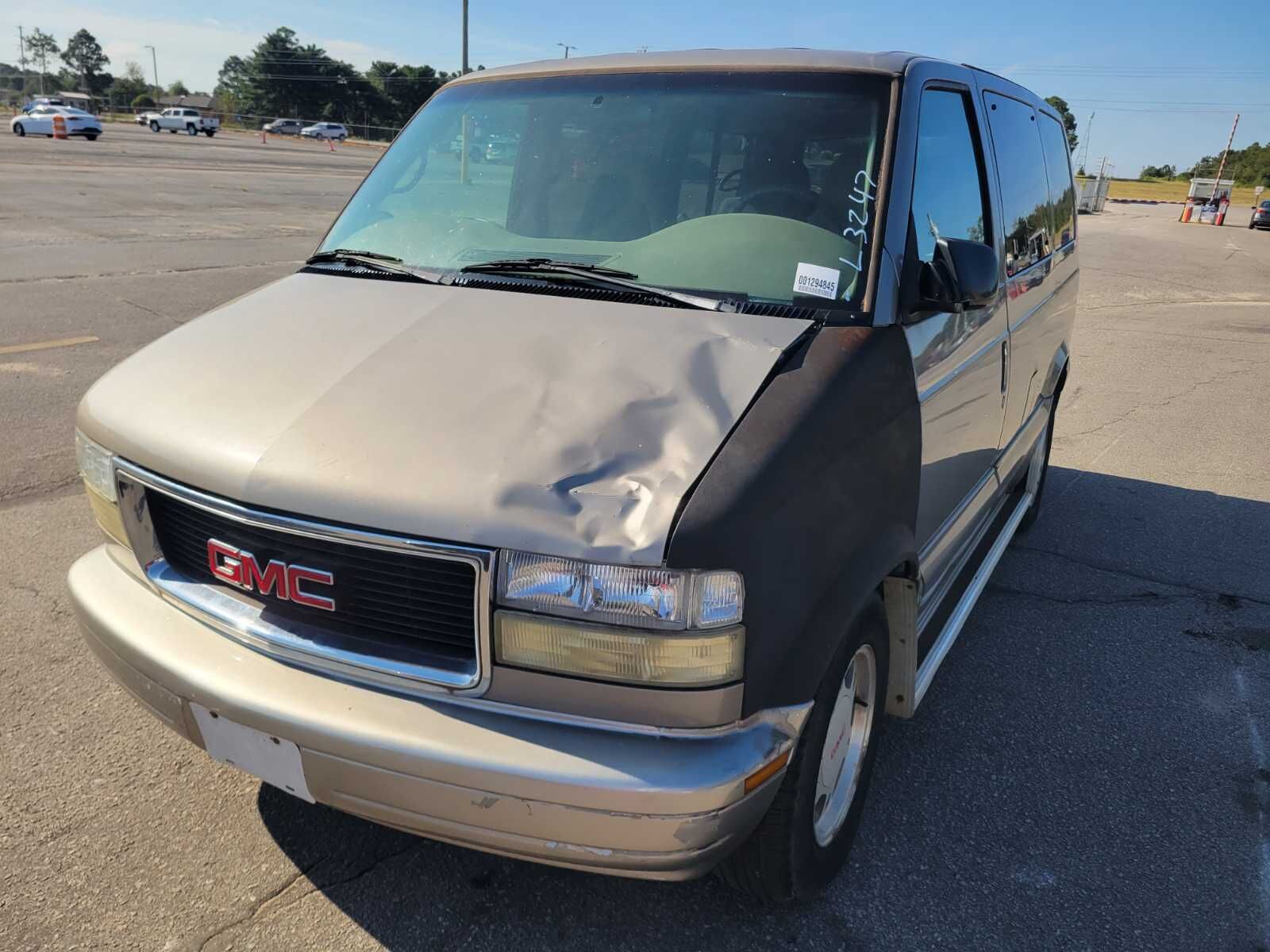 GMC Safari