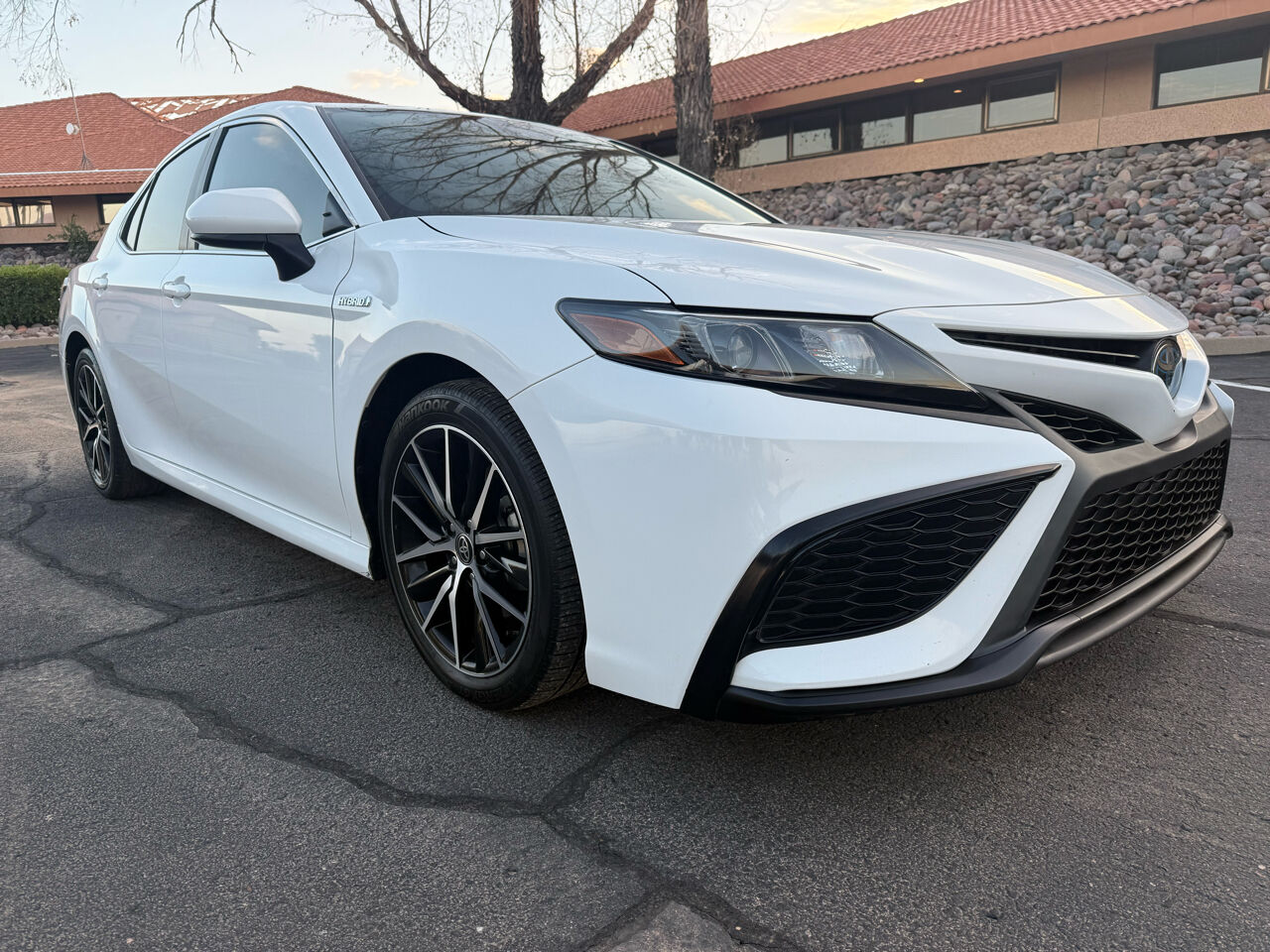 2021 TOYOTA Camry