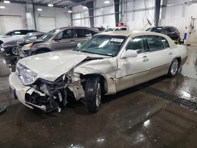 Lincoln Town Car