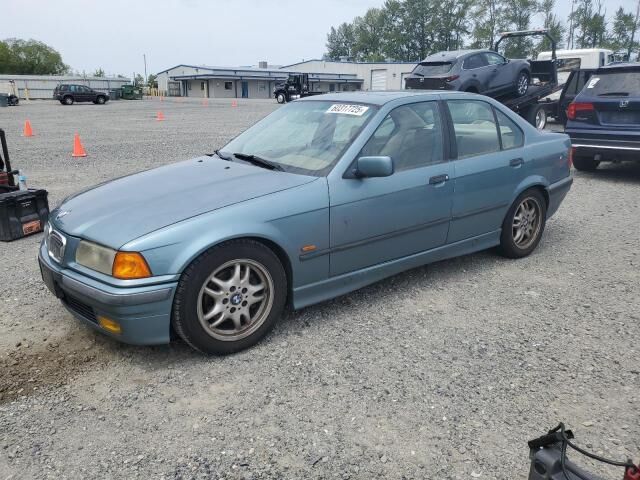 BMW 328i