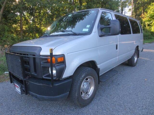 Ford E-350