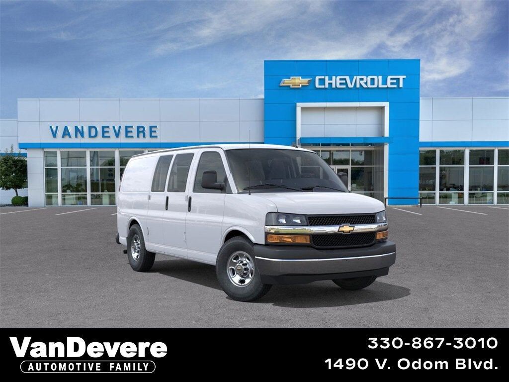 2025 CHEVROLET Express