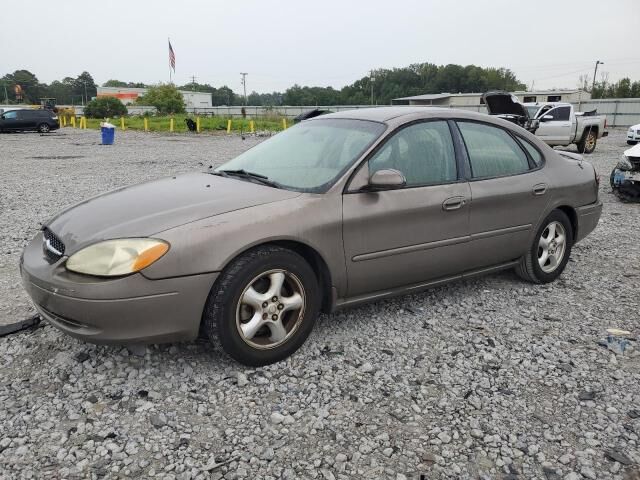 Ford Taurus