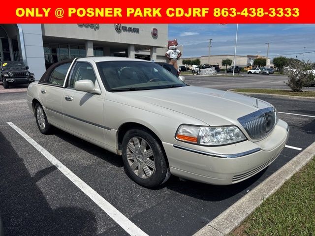 Lincoln Town Car