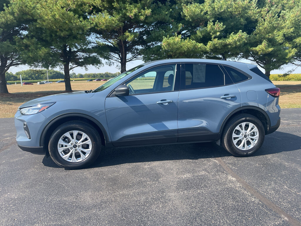 2025 FORD Escape
