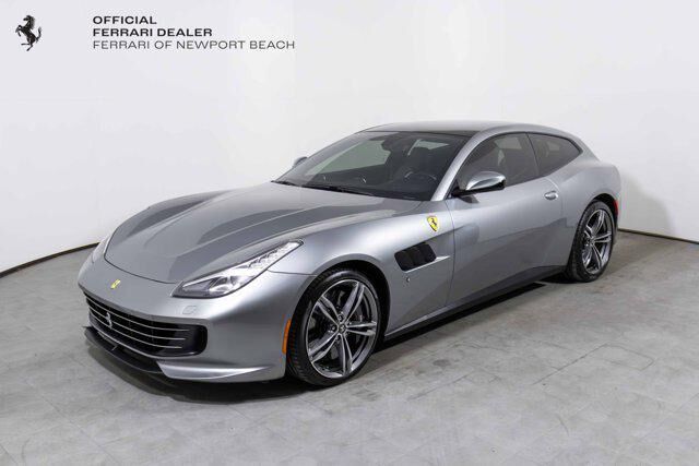 Ferrari GTC4Lusso