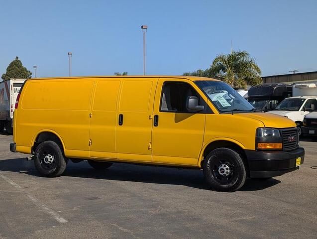 2018 GMC Savana