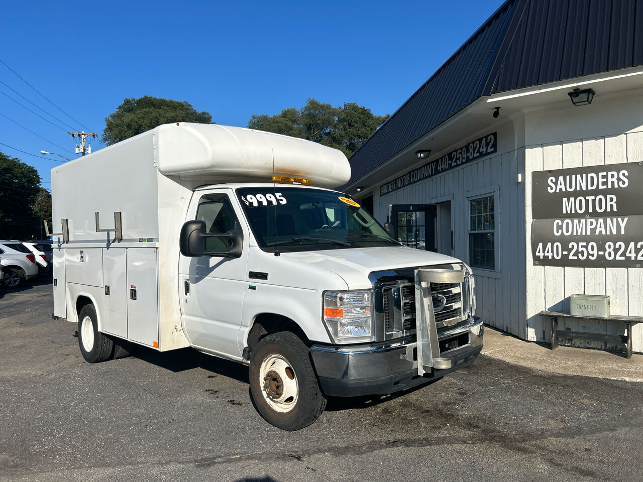 Ford E-350