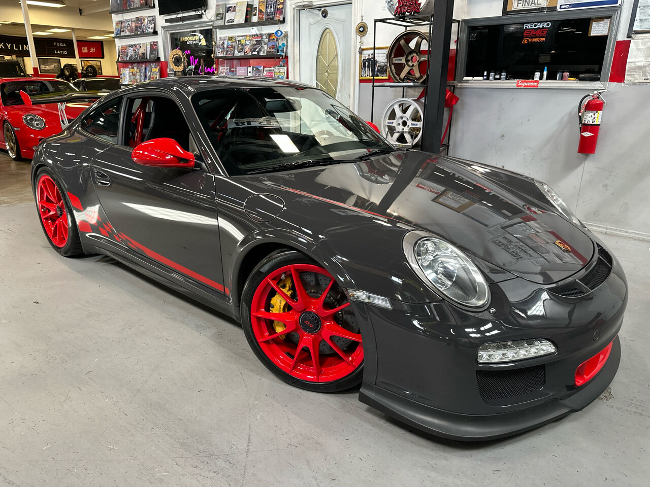 Porsche 911