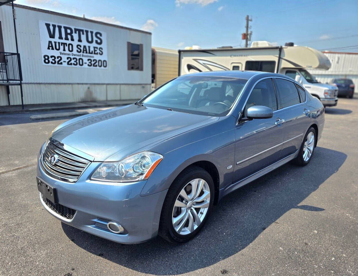 Infiniti M35