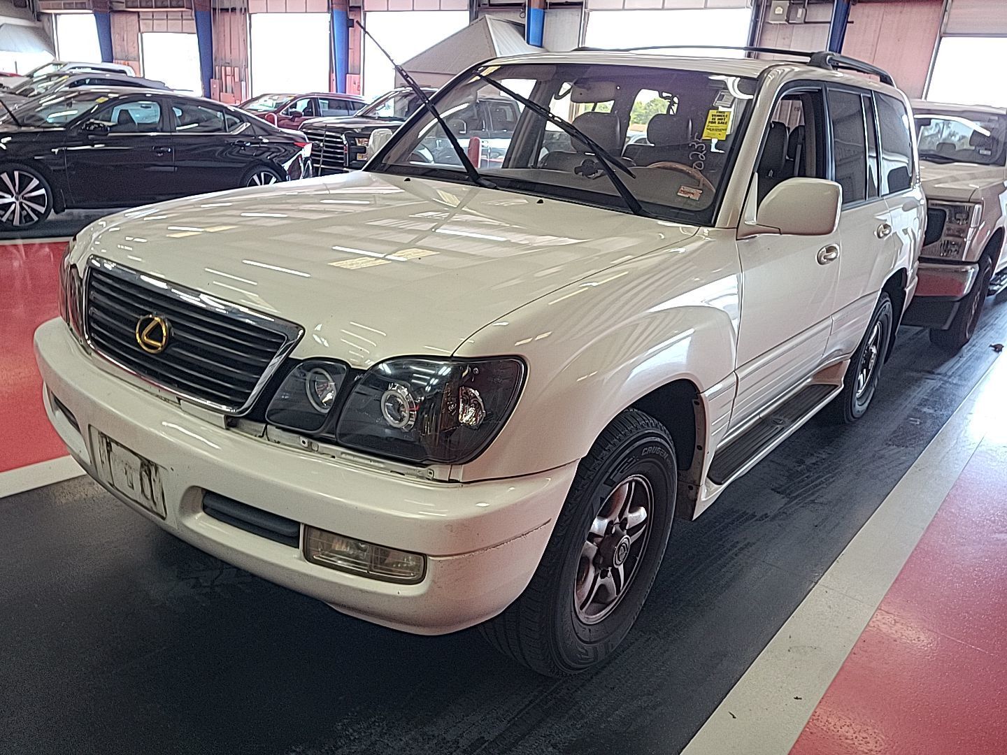 Lexus LX
