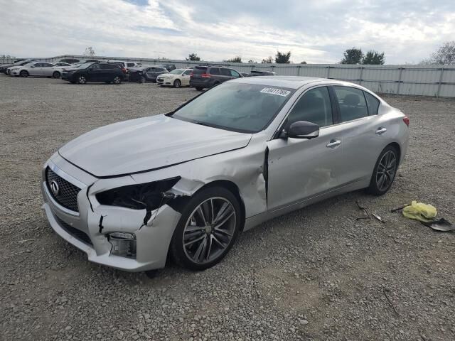 Infiniti Q50