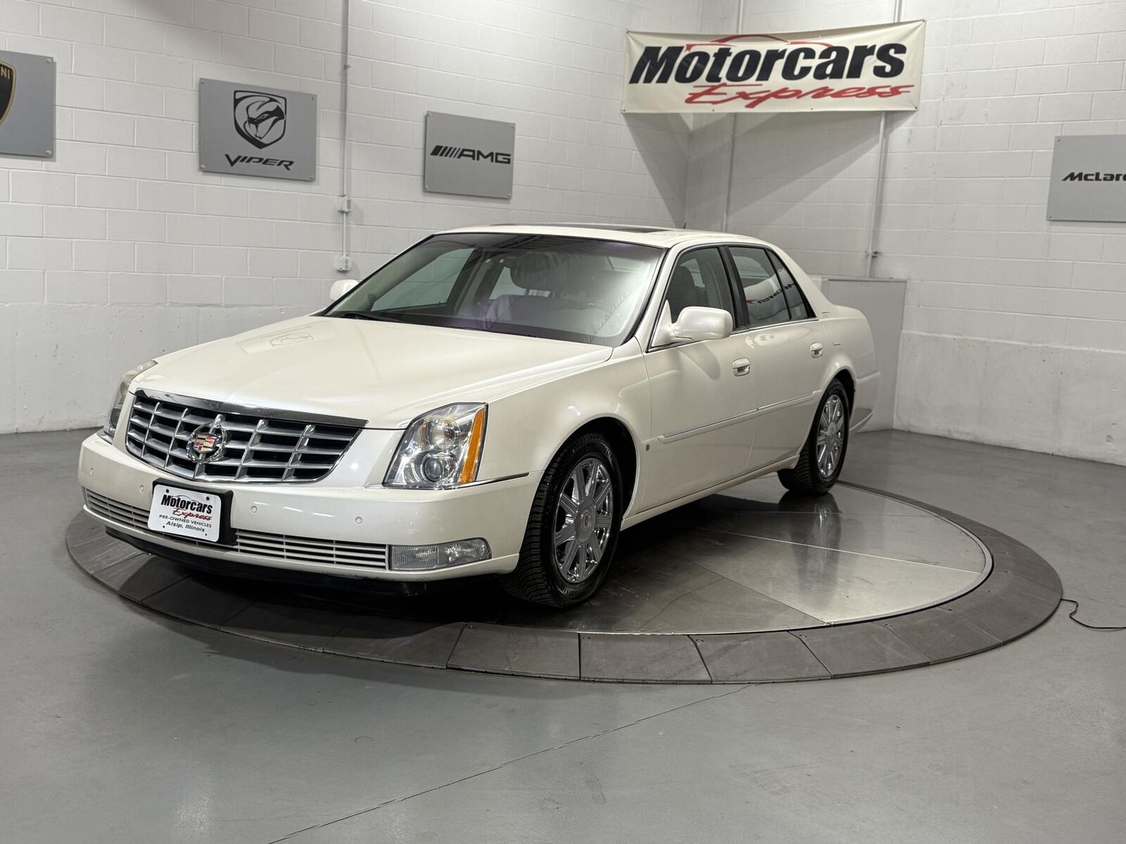 Cadillac DTS