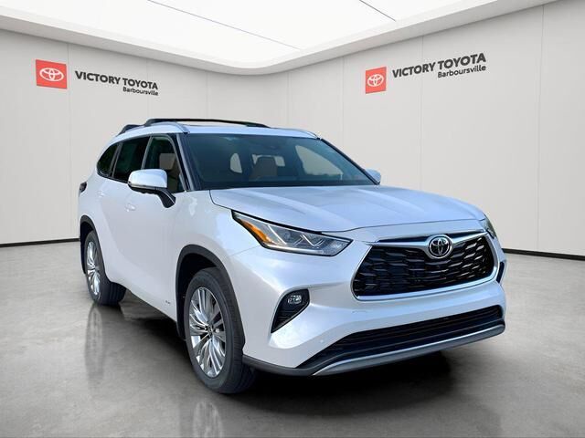 2025 TOYOTA Highlander