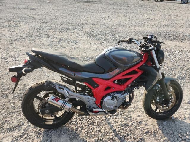 Suzuki SFV650L