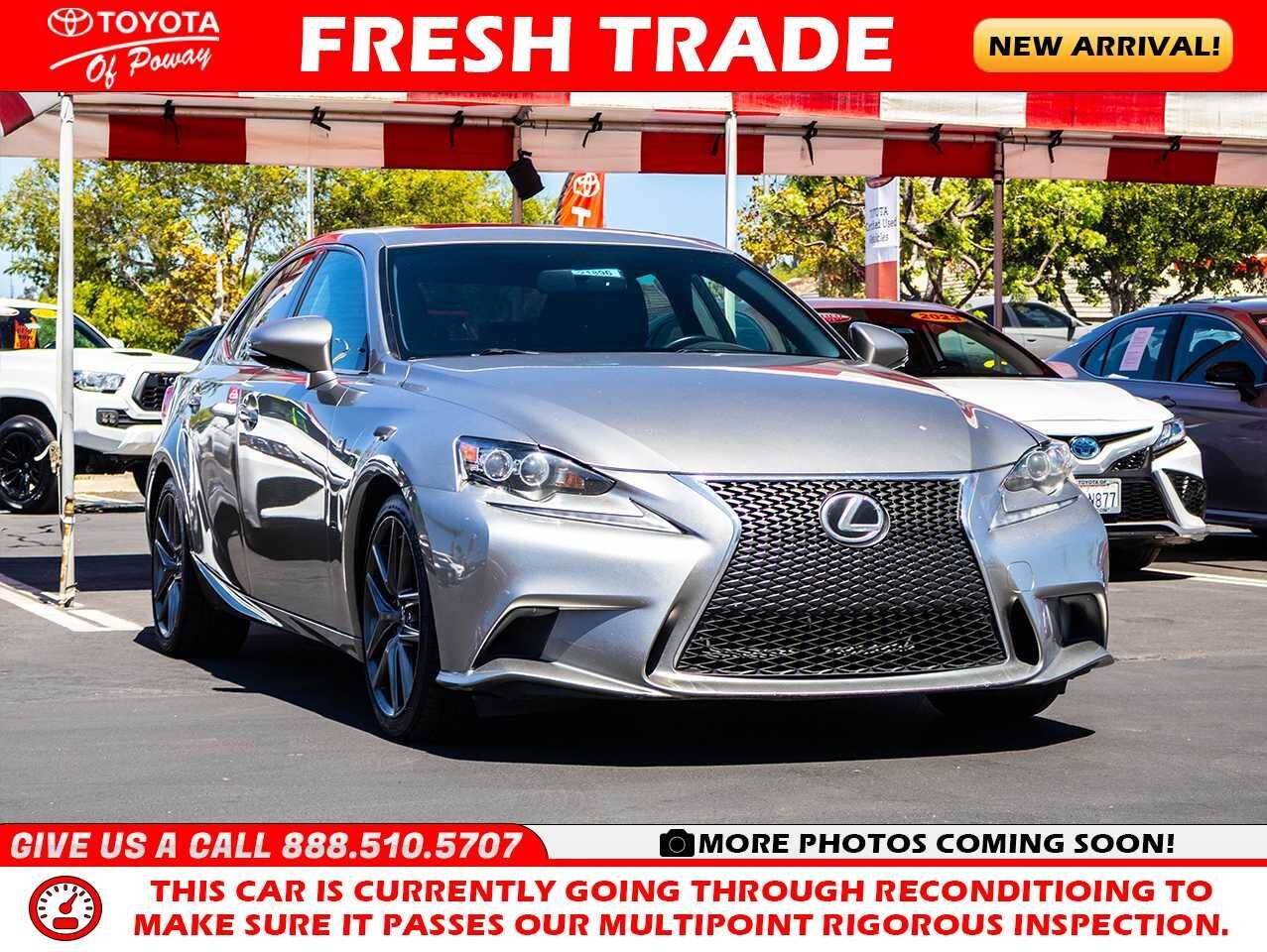 Lexus IS