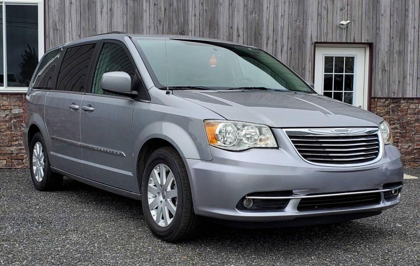 2014 CHRYSLER Town and Country